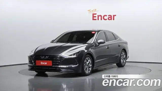 Hyundai Sonata Hybrid 2019 — Photo 31/32