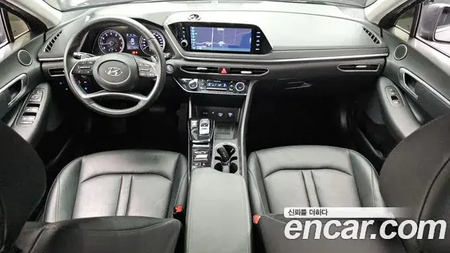 Hyundai Sonata Hybrid 2019 — Photo 22/32