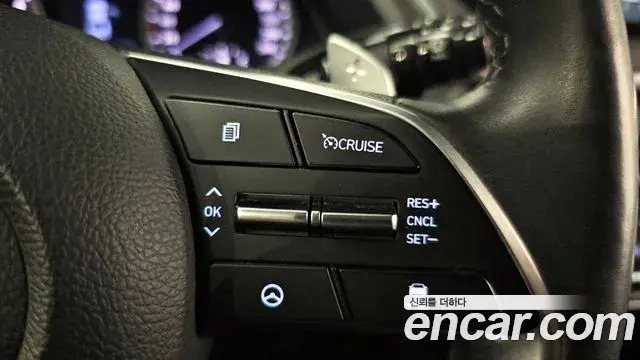 Hyundai Sonata Hybrid 2019 — Photo 12/32