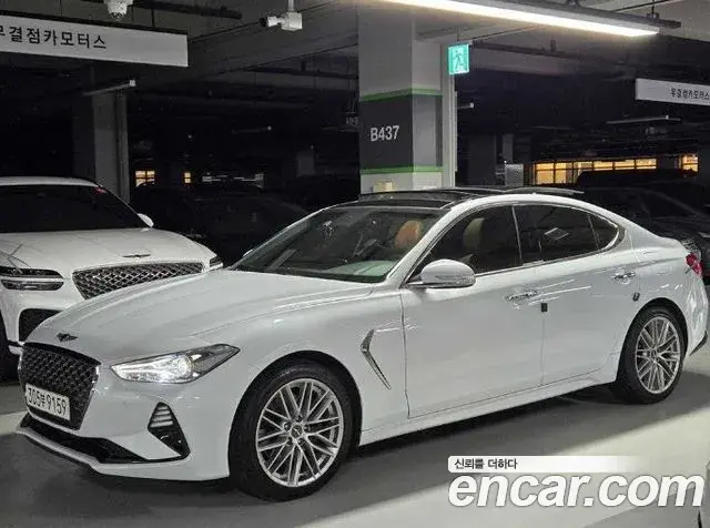 Genesis G70 2019 — ფოტო 13/20
