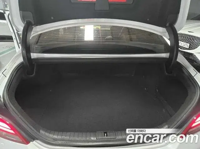 Genesis G70 2019 — ფოტო 18/20