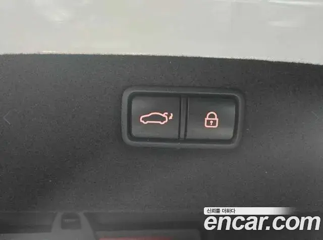 Genesis G70 2019 — ფოტო 9/20