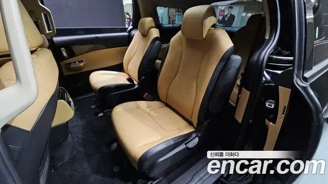 Kia Carnival 2022 — Фото 11/20