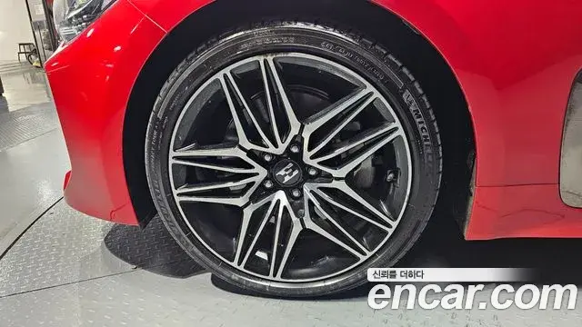 Kia Stinger 2021 — Фото 4/20