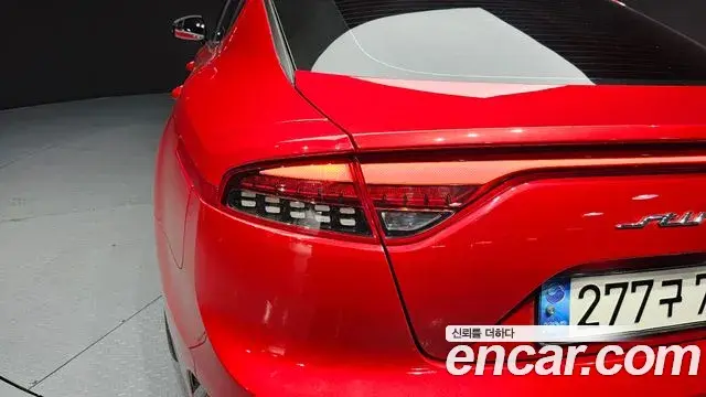 Kia Stinger Meister 2021 — Photo 20/34