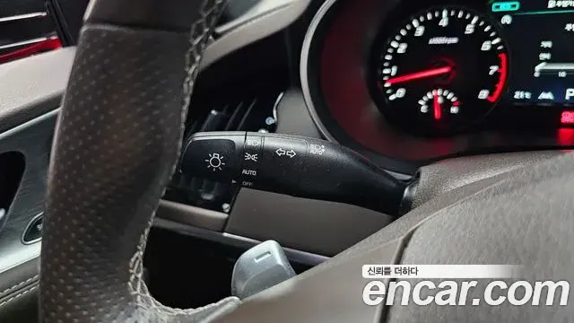 Kia Stinger Meister 2021 — Photo 22/34