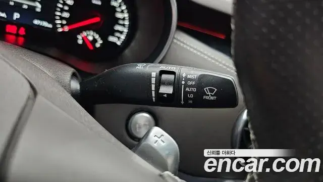 Kia Stinger Meister 2021 — Photo 33/34