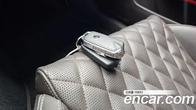 Kia Stinger Meister 2021 — Photo 17/34