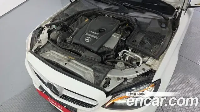 Mercedes-Benz C-Class 2020 — Фото 6/20