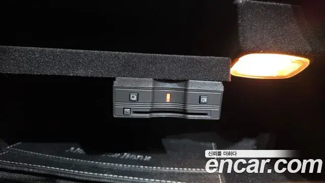 Mercedes-Benz C-Class 2020 — Şəkil 18/34