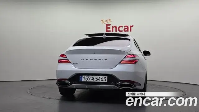 Genesis G70 2023 — ფოტო 15/33
