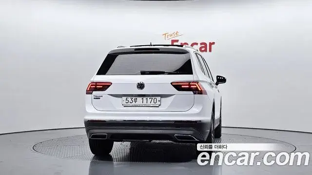 Volkswagen Tiguan Allspace 2018 — Photo 6/20