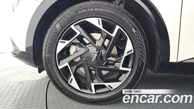 Kia Sportage 2022 — Photo 34/35