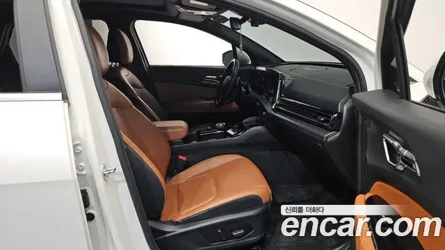 Kia Sportage 2022 — Photo 28/35