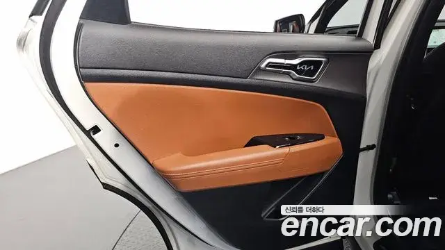 Kia Sportage 2022 — Photo 21/35