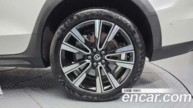 Volvo V60 Cross Country 2023 — Şəkil 15/36
