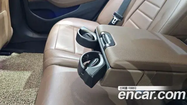 Mercedes-Benz E-Class 2018 — Photo 28/30