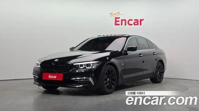 BMW 5 Series 2018 — Photo 16/20