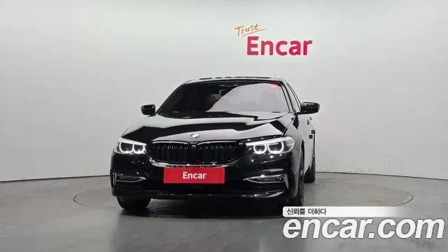 BMW 5 Series 2018 — Photo 19/20