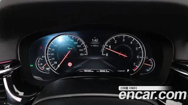 BMW 5 Series 2018 — Photo 14/20