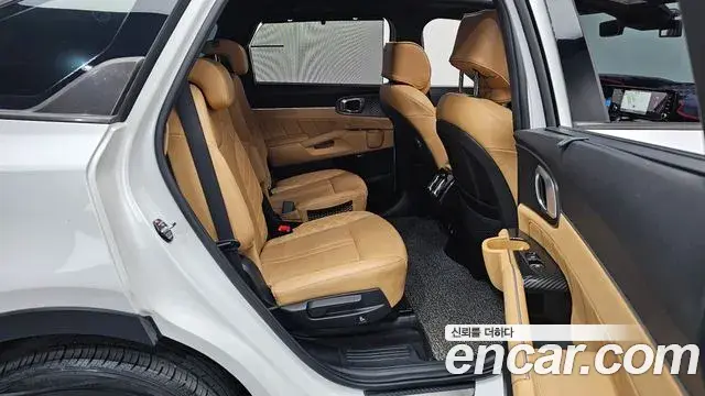 Kia Sorento 2021 — Photo 18/45