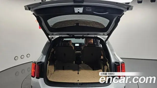 Kia Sorento 2021 — Photo 36/45