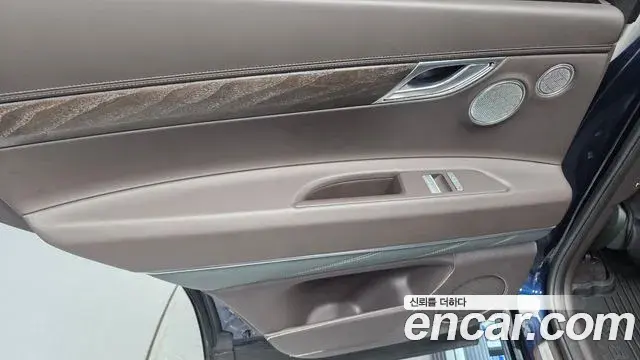 Genesis GV80 2022 — ფოტო 13/40