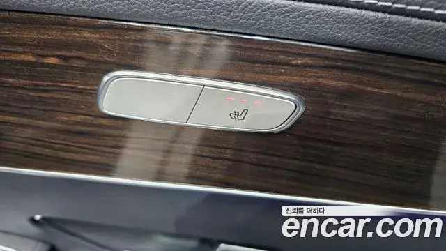 Mercedes-Benz GLC-Class 2020 — Фото 18/20