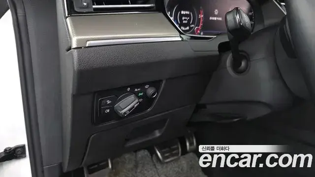 Volkswagen Arteon 2019 — Şəkil 14/35