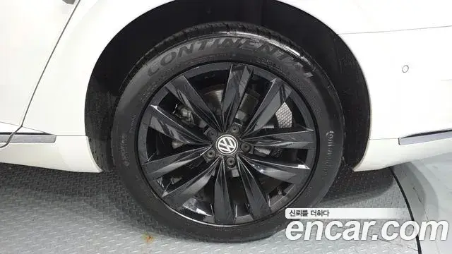 Volkswagen Arteon 2019 — Şəkil 4/35