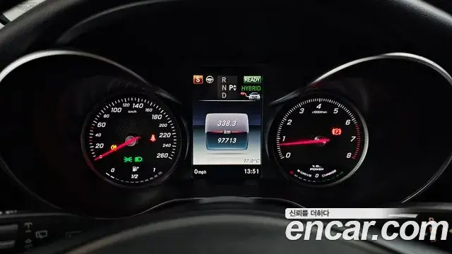 Mercedes-Benz GLC-Class 2018 — ფოტო 18/34