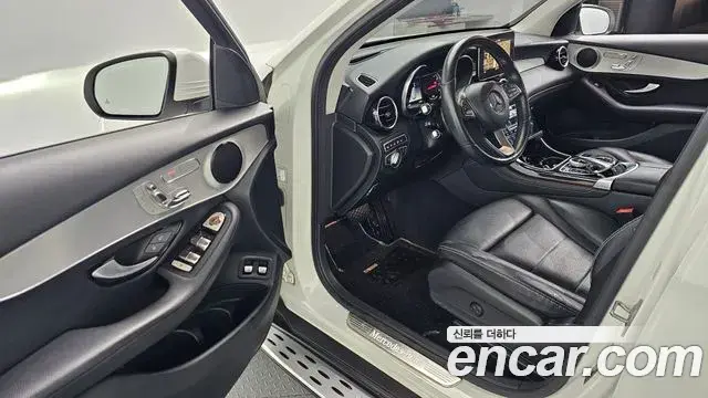 Mercedes-Benz GLC-Class 2018 — ფოტო 12/34