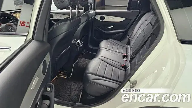 Mercedes-Benz GLC-Class 2018 — ფოტო 31/34