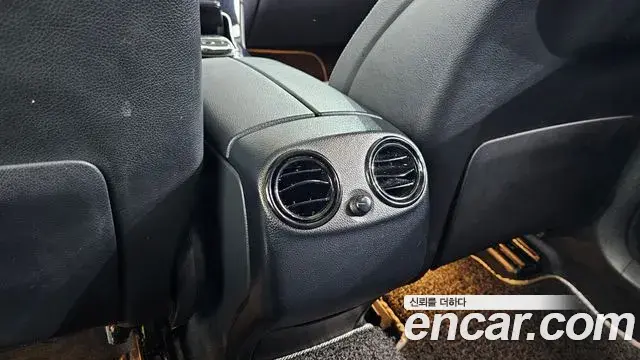 Mercedes-Benz GLC-Class 2018 — ფოტო 26/34