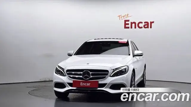 Mercedes-Benz C-Class 2018 — Фото 3/20
