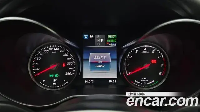 Mercedes-Benz C-Class 2018 — Фото 8/20