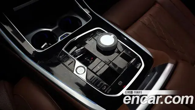 BMW X7 2024 — ფოტო 6/34