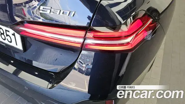 BMW 5 Series 2024 — ფოტო 15/36