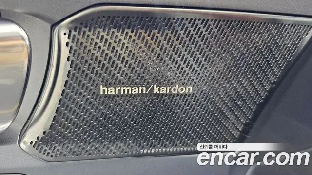 Volvo XC40 2019 — Şəkil 2/33