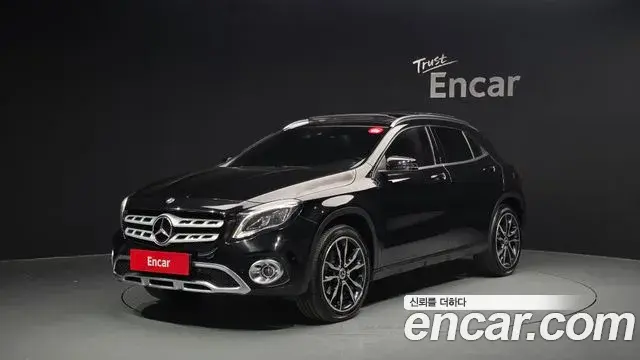 Mercedes-Benz GLA-Class 2019 — Photo 5/31