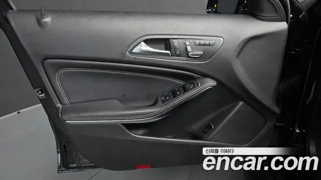Mercedes-Benz GLA-Class 2019 — Photo 6/31