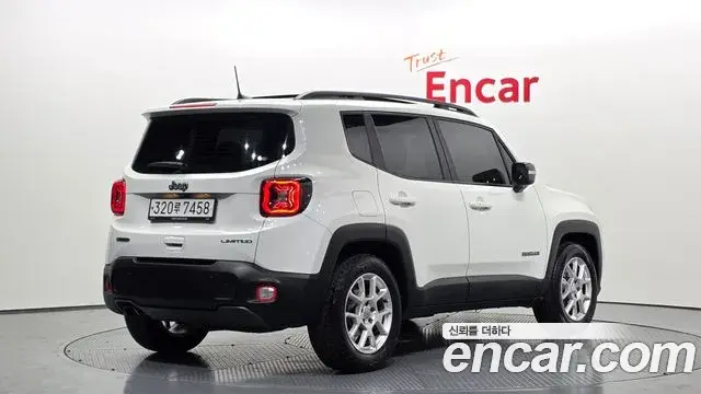 Jeep Renegade 2020 — Şəkil 29/33
