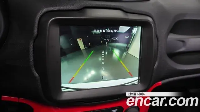 Jeep Renegade 2020 — Şəkil 11/33