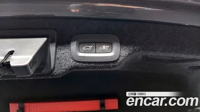 Volvo S90 2023 — ფოტო 22/41