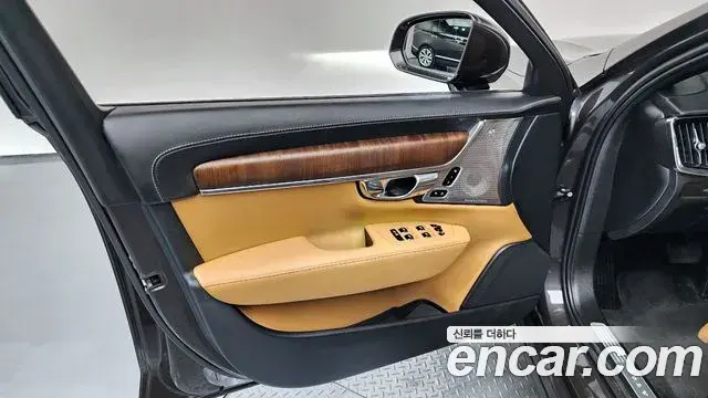 Volvo S90 2023 — ფოტო 24/41