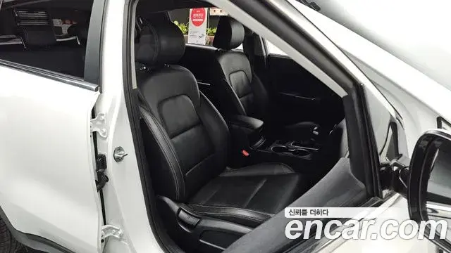 Kia Sportage The Bold 2018 — ფოტო 8/32