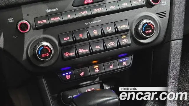 Kia Sportage The Bold 2018 — ფოტო 1/32