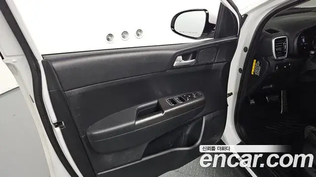 Kia Sportage The Bold 2018 — ფოტო 5/32