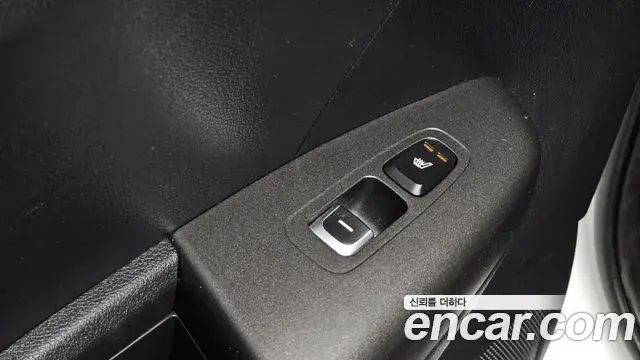 Kia Sportage The Bold 2018 — ფოტო 31/32