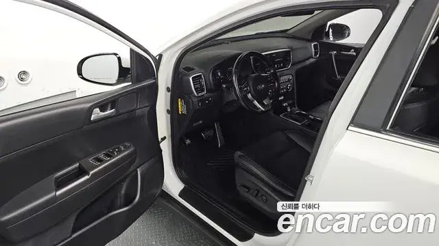 Kia Sportage The Bold 2018 — ფოტო 22/32